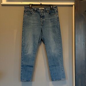 Levi's Women's Light Blue Straight Leg Jeans